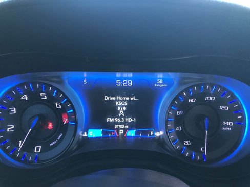 Used 2020 Chrysler 300 S image 29