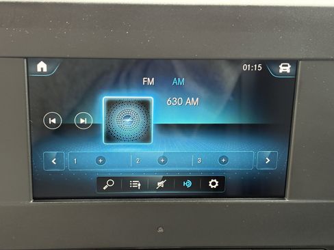 Used 2023 Mercedes-Benz Sprinter 3500 image 17