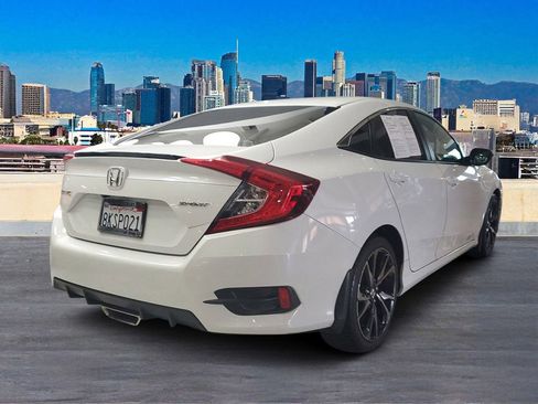 Used 2019 Honda Civic Sport image 4