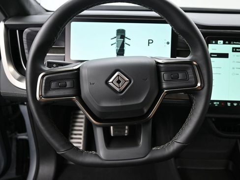 Used 2023 Rivian R1S Adventure AWD/4WD image 17