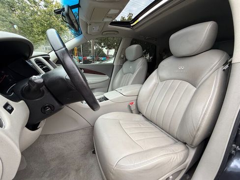 Used 2010 INFINITI EX35 Journey image 12