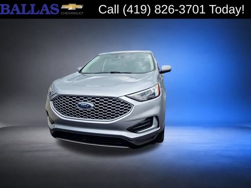 Used 2023 Ford Edge SEL AWD/4WD image 3