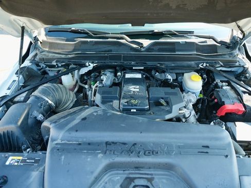 Used 2024 RAM 3500 Big Horn image 35