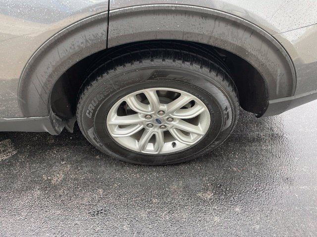 Used 2021 Ford Explorer 4WD image 5