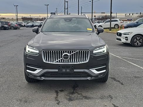 Certified 2024 Volvo XC90 B6 Plus image 16