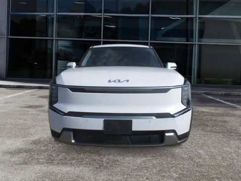 New 2026 Kia EV9 Light image 8