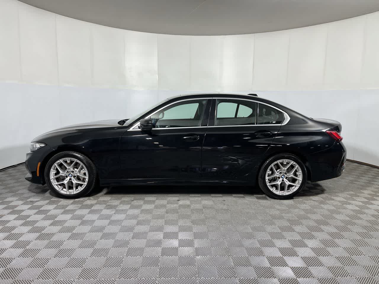 Used 2025 BMW 330i Sedan RWD image 5