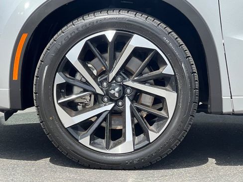 Used 2023 Mitsubishi Outlander SEL image 33