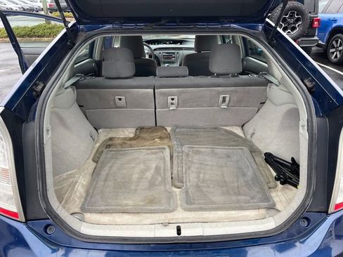 Used 2010 Toyota Prius Five image 16