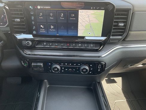 New 2026 Chevrolet Silverado 2500 ZR2 AWD/4WD image 13