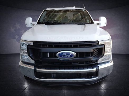 Used 2020 Ford F250 XL w/ Power Equipment Group RWD image 8