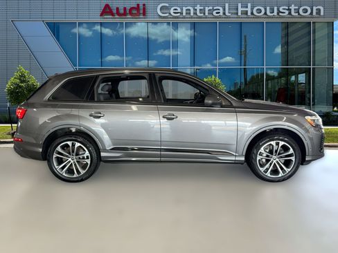 Certified 2025 Audi Q7 2.0T Premium Plus w/ Premium Plus Package image 8