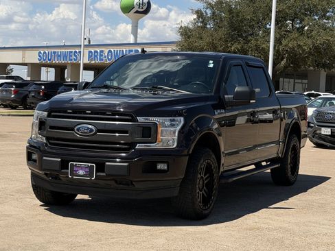 Used 2019 Ford F150 XLT w/ Equipment Group 302A Luxury AWD/4WD image 9