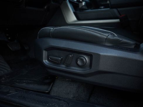 New 2026 Toyota Tundra SR5 image 18