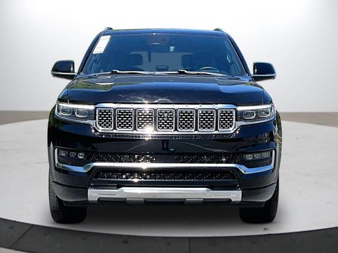 Certified 2022 Jeep Grand Wagoneer Series III AWD/4WD image 3