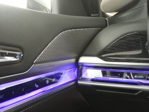 Certified 2024 BMW 740i xDrive image 20