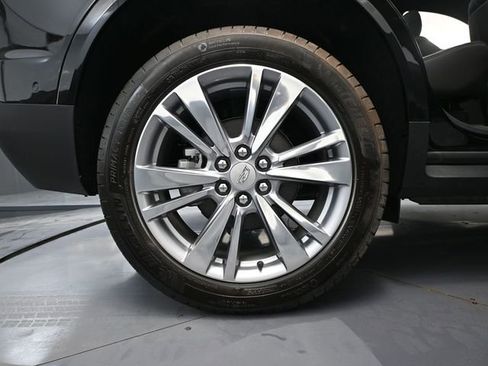 Used 2023 Cadillac XT5 Premium Luxury w/ Platinum Package AWD/4WD image 17