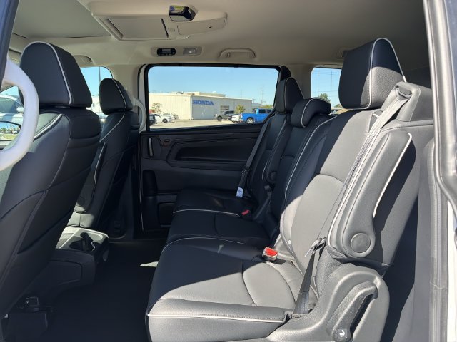 New 2027 Honda Odyssey Touring image 12