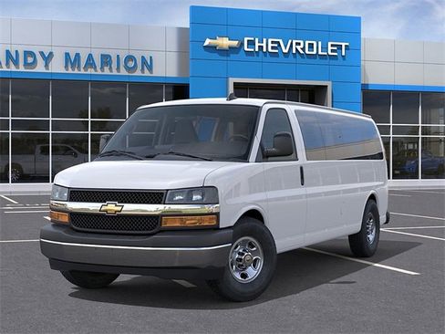 New 2025 Chevrolet Express 3500 LT image 6