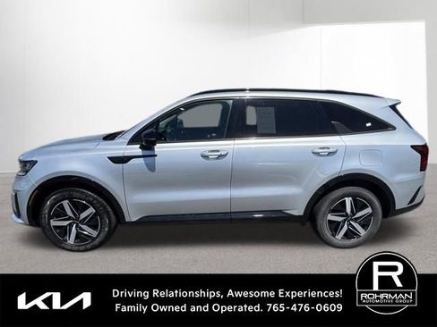 Used 2022 Kia Sorento S FWD image 6