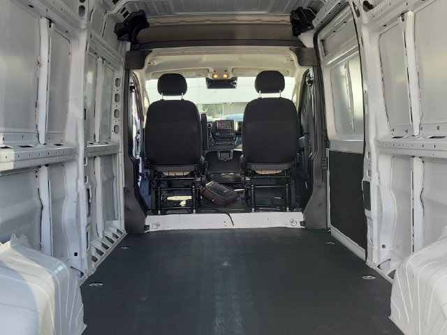 Used 2024 RAM ProMaster 2500 w/ Convenience Group FWD image 9