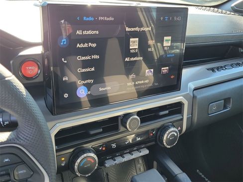 Used 2025 Toyota Tacoma TRD Off-Road w/ TRD Off Road Upgrade Package image 13