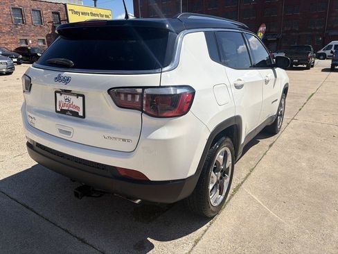 Used 2018 Jeep Compass Limited w/ Navigation Group AWD/4WD image 8