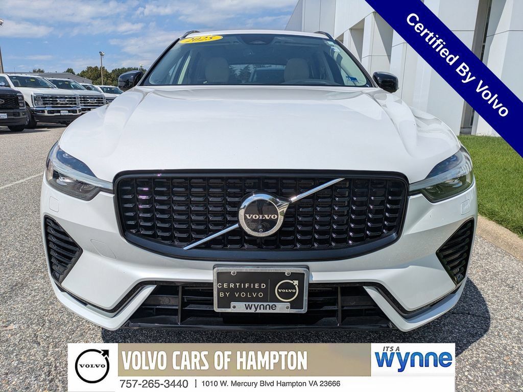 Certified 2025 Volvo XC60 T8 Ultra w/ Protection Package Premier AWD/4WD image 9