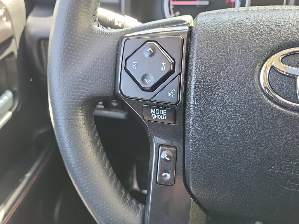 Used 2022 Toyota 4Runner TRD Pro AWD/4WD image 9