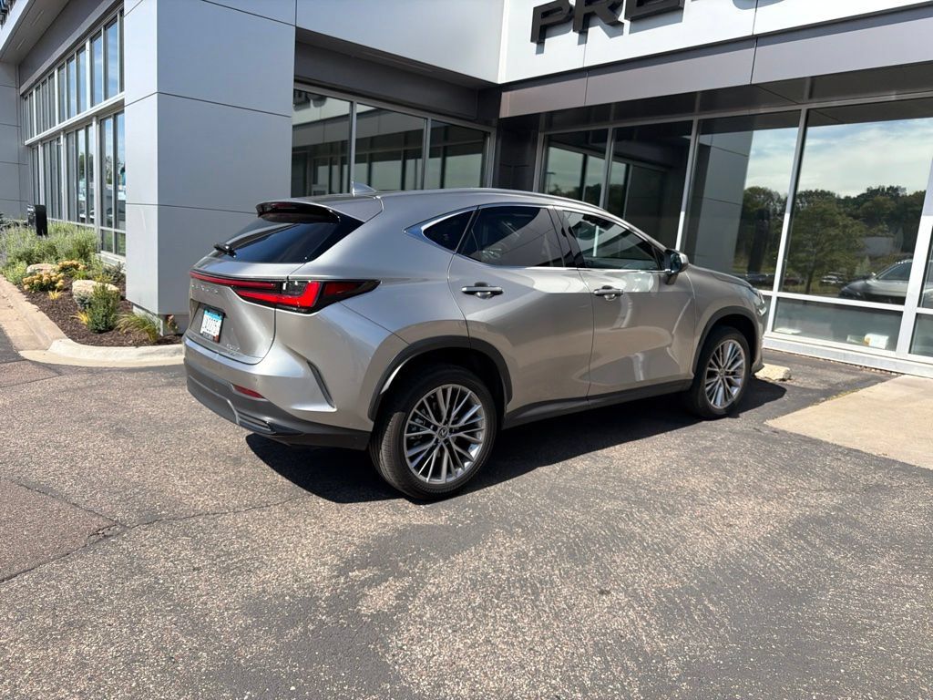 Used 2022 Lexus NX 350 AWD image 13