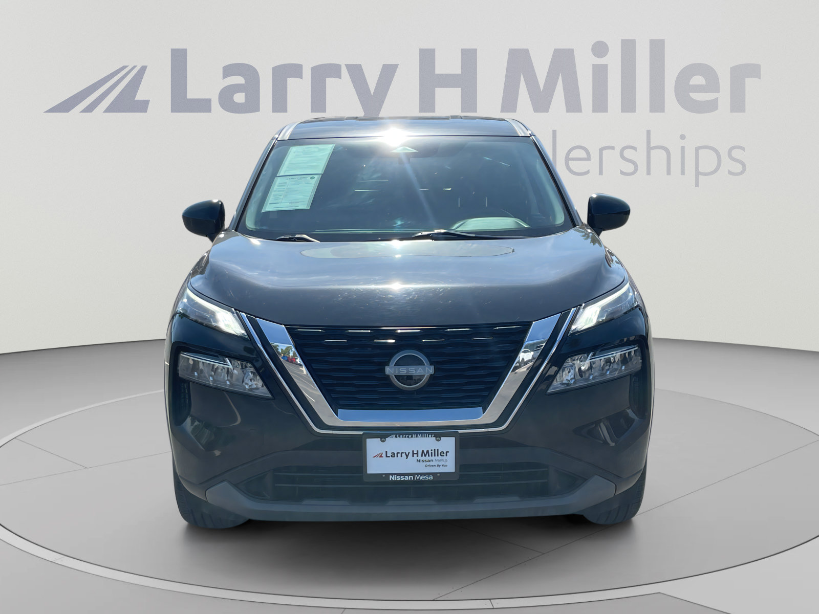 Used 2023 Nissan Rogue SV FWD image 8