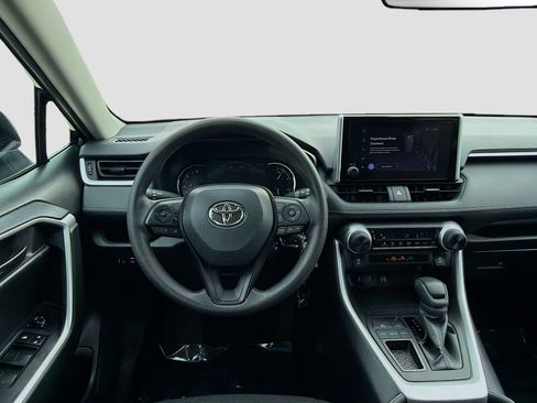 Used 2024 Toyota RAV4 LE FWD image 18