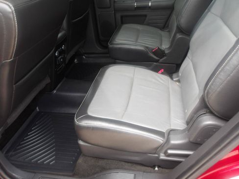 Used 2013 Ford Flex Limited w/ Titanium Appearance Pkg FWD image 17
