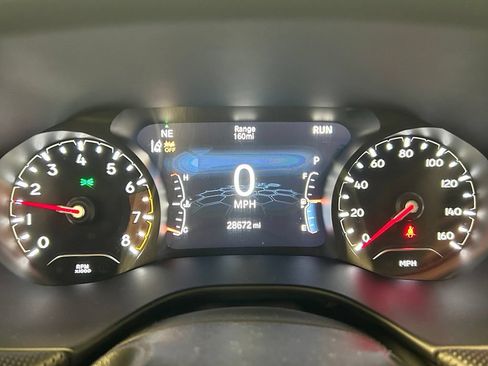 Used 2024 Jeep Compass Trailhawk AWD/4WD image 16