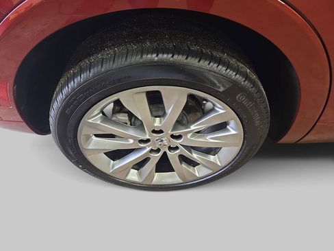 Used 2023 Buick Envision Avenir AWD/4WD image 34