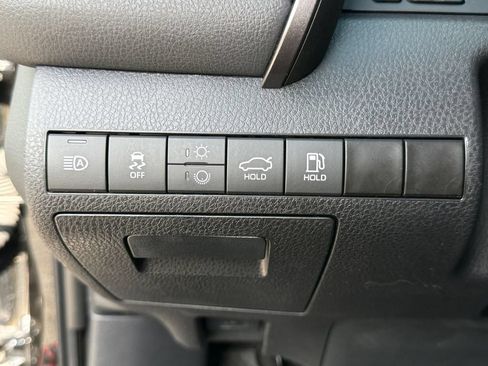 Used 2023 Toyota Camry XSE FWD image 21