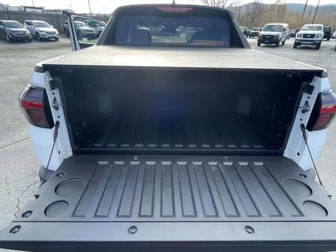 Used 2024 Hyundai Santa Cruz SEL image 9