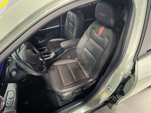 Used 2024 Chevrolet Trax RS image 20