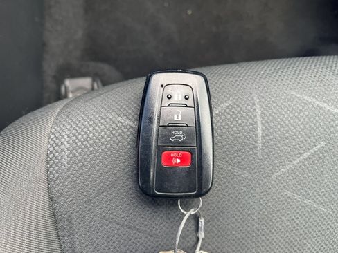 Used 2024 Toyota RAV4 XLE w/ Convenience Package AWD/4WD image 21