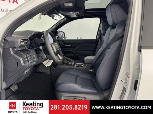 New 2026 Toyota 4Runner 4WD image 5