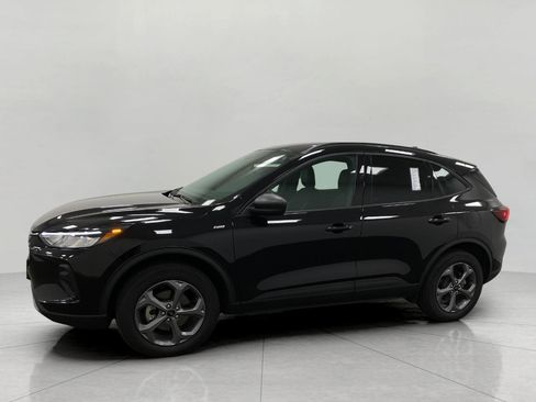 Used 2025 Ford Escape ST-Line AWD/4WD image 8