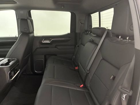 Used 2024 GMC Sierra 1500 SLT w/ SLT Premium Plus Package AWD/4WD image 18
