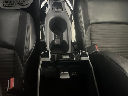 Used 2020 Toyota Corolla XSE image 72