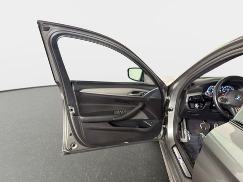 Used 2019 BMW M5 w/ Executive Package AWD/4WD image 34