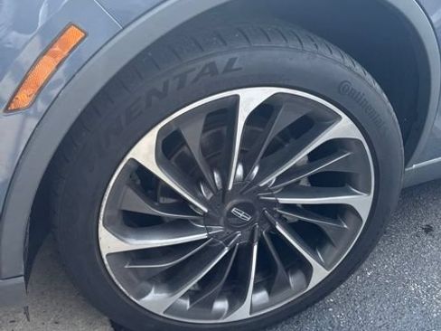 Used 2021 Lincoln Aviator Reserve w/ Equipment Group 201A AWD/4WD image 10