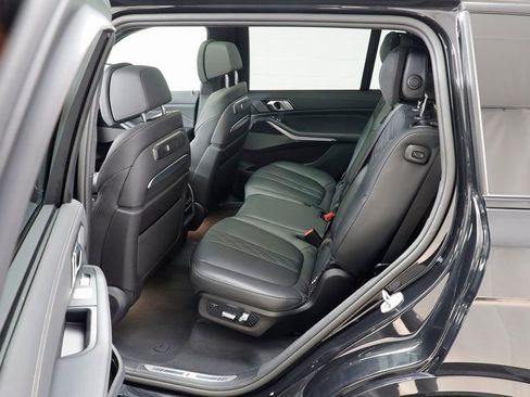 Certified 2025 BMW X7 M60i AWD/4WD image 15