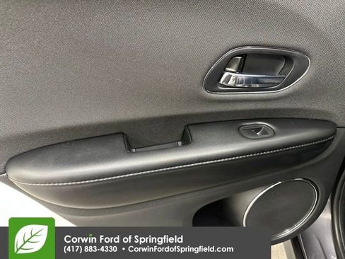 Used 2022 Honda HR-V EX image 18