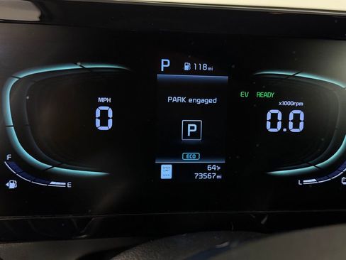 Used 2023 Kia Sportage LX image 16