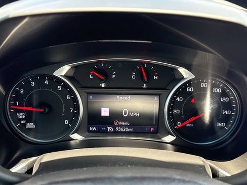 Used 2020 Chevrolet Equinox Premier FWD image 13