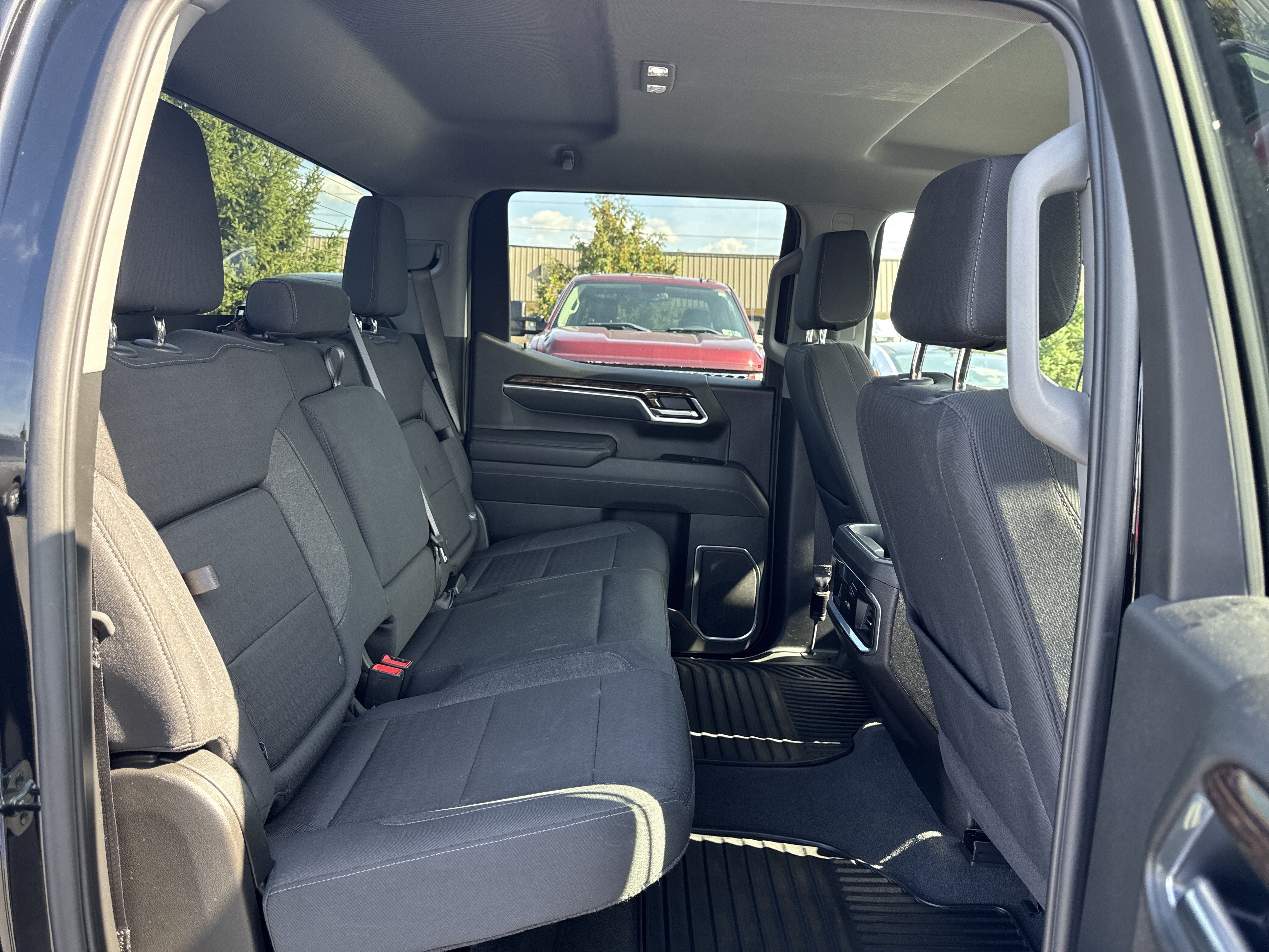 Used 2025 GMC Sierra 1500 Elevation w/ X31 Off-Road Package AWD/4WD image 23